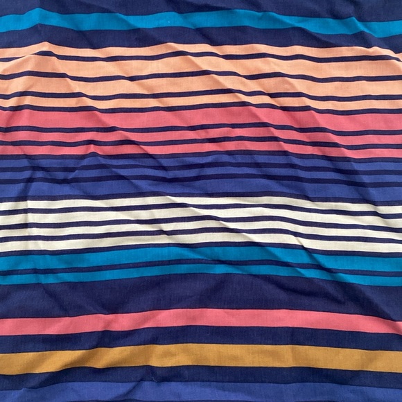 Novella Royale Striped Gold Logo Tote - Picture 4 of 5